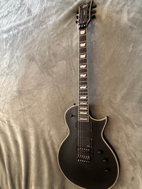 ESP LTD EC-1000 FR 2021 - Present - Black Satin image 1