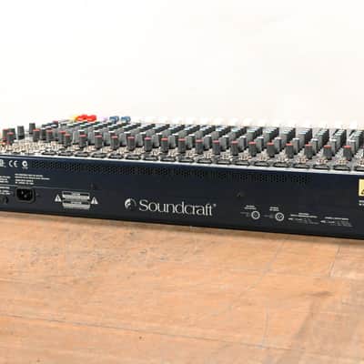 Soundcraft MFXi 20/2 20-Channel Analog Mixer with Effects CG01TRV image 7