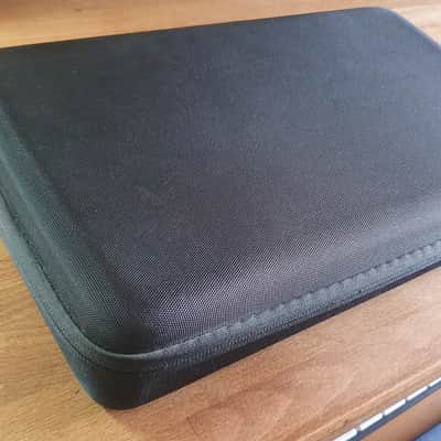 Novation Launchkey Mini MK3 + Hard Case — Excellent Condition image 4