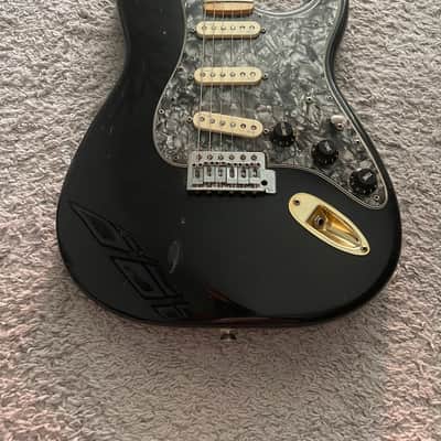 Fender FSR Special Edition Stratocaster 2015 MIM Black Noiseless N3 Pups Guitar image 2