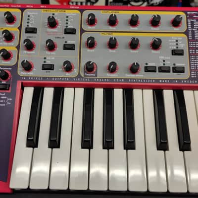 Clavia Nord Lead 2 90's image 3