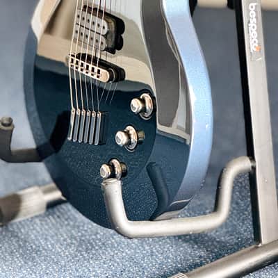 Yamaha AES720 Dark Blue Metallic/Black image 4