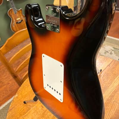 1994 Fender 40th Anniversary American Standard Stratocaster with Maple Fretboard Brown Sunburst image 15