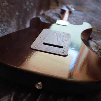 GB Liuteria build to order Traditional Strato walnut burl brown relic image 7