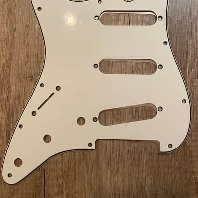 General Vintage Tone  1962 Stratocaster pickguard 3 ply parchment with full shield plate guard 1962 image 1