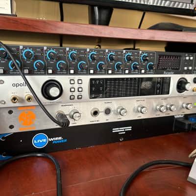 Focusrite Scarlett OctoPre Mk 2- Present - Black/Blue image 1