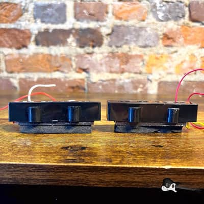 Squier Jazz Bass Pickup Set (2010s - Black) image 3