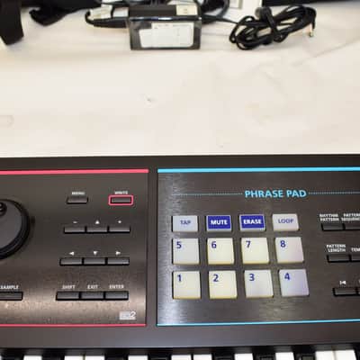 Roland JUNO-DS61 JUNO DS61 61-Key Digital Synthesizer Keyboard w/ Bag image 8