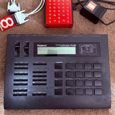 Roland R-8 Human Rhythm Composer 1980s - Black