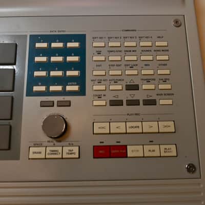 Akai MPC60II Integrated MIDI Sequencer and Drum Sampler 1991 - 1994 - Grey image 10