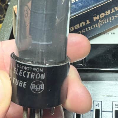 Vintage 1940’s RCA 6V6GT Vacuum Tube image 6