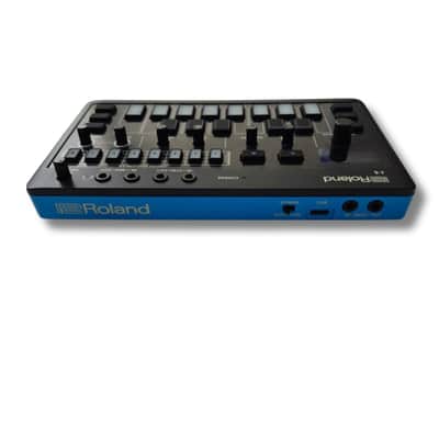 Roland J-6 AIRA Compact Chord Synthesizer 2022 - Present - Black image 7