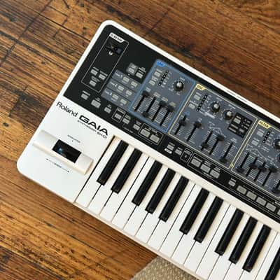 Roland SH-01 GAIA Virtual Analog Synthesizer image 2