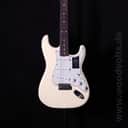 Fender Vintera II '60s Stratocaster with Rosewood Fretboard 2023 - 2026 - Olympic White