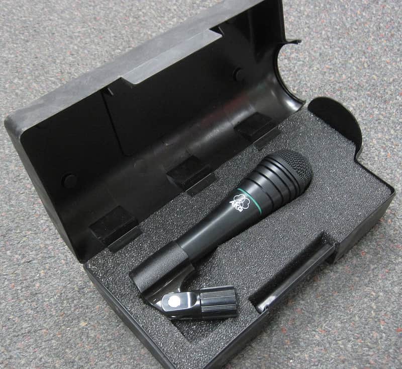 AKG D3700 Dynamic Microphone Mic image 1