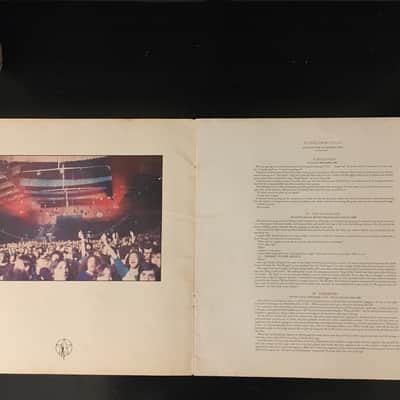Rush Vintage RUSH SIGNALS New World Tour 1982 Concert Program Book image 4