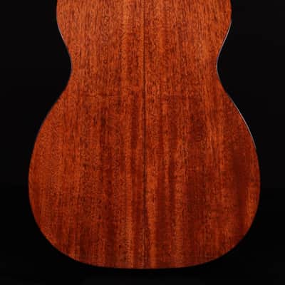 Martin 00-18 Standard Series Acoustic image 3