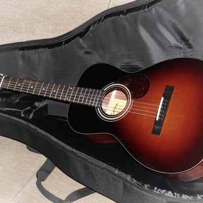 Eastman Guitars E1P-DLX-SB Parlor Size Acoustic w/ LR Baggs Pickup image 22