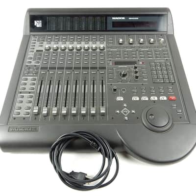 Mackie HUI 8-Channel DAW Control Surface