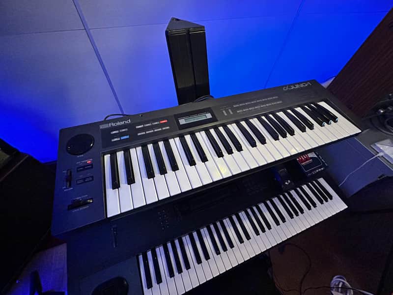 Roland Alpha Juno-1 49-Key Programmable Polyphonic Synthesizer 1985 - 1988 - Black image 1