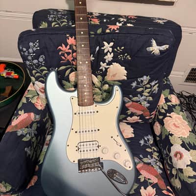 Fender Standard HSS Stratocaster with Maple Fretboard 2001 - 2005 - Blue Agave image 1