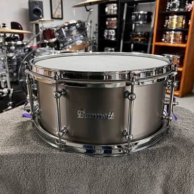 Dunnett Classic Titanium 2020 - Raw titanium image 2