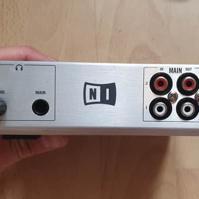 Native Instruments Traktor Scratch A6 Interface 2010s - Silver image 6
