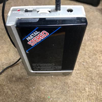 WalkMan Portable Cassette Player 80's image 6