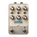Universal Audio ASTRA Modulation Machine Guitar Multi-Effects Pedal