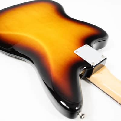 [NEW] Fender Made in Japan Traditional 60s Jaguar Rosewood Fingerboard 3-Color Sunburst image 19