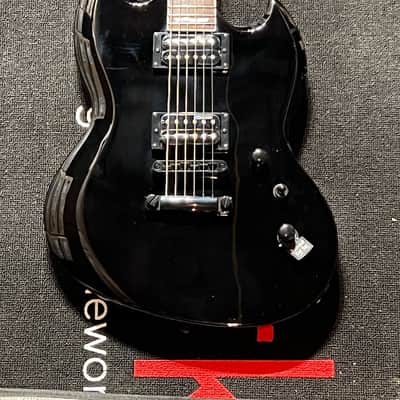 ESP LTD Viper-201B Baritone Electric Guitar - Black image 2