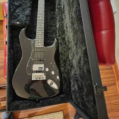 Fender Stratocaster HSS ebony fingerboard limited edition electric guitar black 2022 - Black image 10