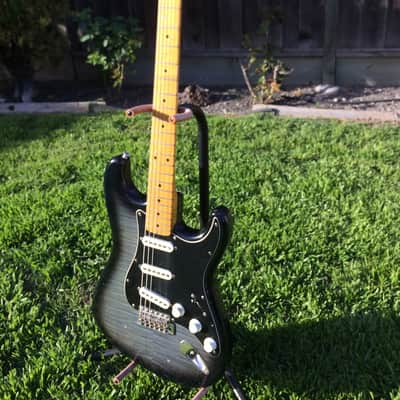 Fender  '57 Reissue Stratocaster foto flame  Blue Burst Made In Japan image 1