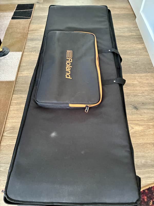 Roland SC-G88W3 Gold Series Semi-Rigid 88-Key Keyboard Case with Wheels image 1
