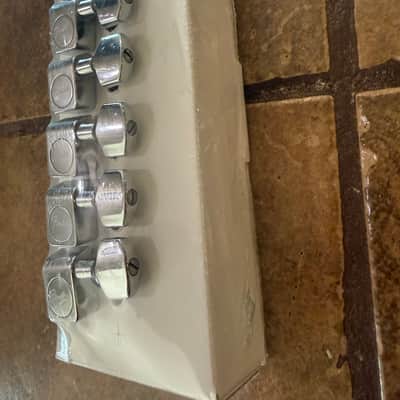 Fender 2-Pin Standard Tuners from 90’s USA Tele image 2