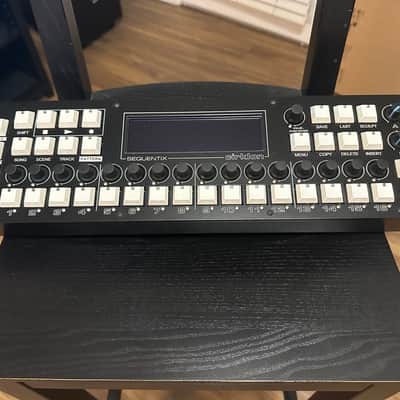 Sequentix Cirklon V1 Sequencer 2012 - 2018 - Black image 1