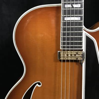1972 Jimmy D'Aquisto New Yorker 17" Tea Burst image 12