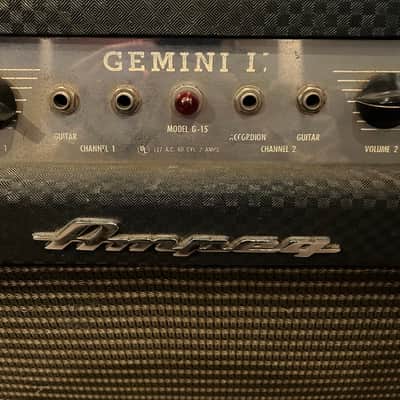 Ampeg G-15 Gemini II 2-Channel 30-Watt 1x15" Guitar Combo 1965 - 1968 - Blue image 2