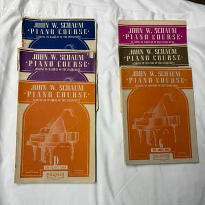 Vintage 1945 John W. Schaum Piano Course books B - G -Used Vintage old image 1