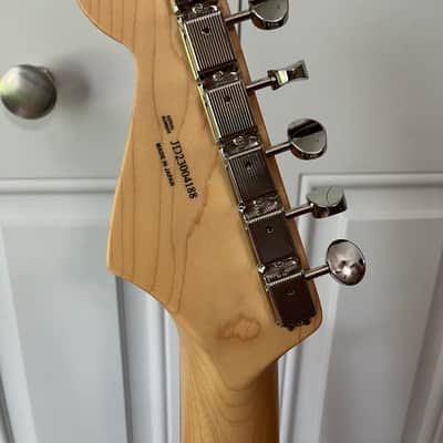 Fender Junior Collection Stratocaster 2022-2023 - Satin Daphne Blue image 5