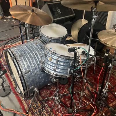 Ludwig Classic Maple 2000s - Sky Blue Pearl image 3