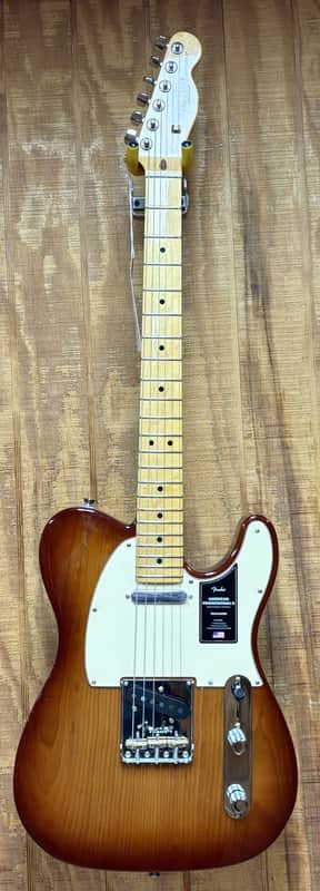 Fender American Professional II Telecaster with Maple Fretboard 2022 - Sienna Sunburst