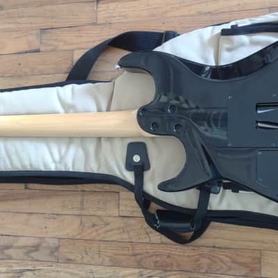 Godin Freeway Classic with Rosewood Fretboard 2005 - 2011 - Black image 2