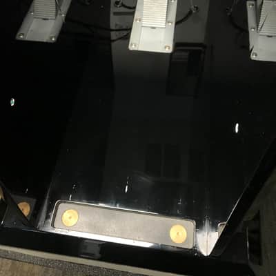 Wilson Audio Maxx Series 2 Towers Speakers (Pair) image 14