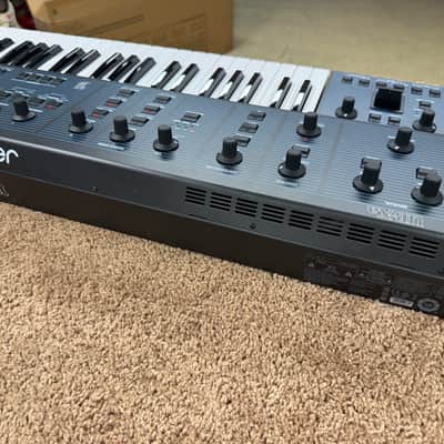 Behringer UB-Xa 2026 / Near New Condition/ 3d Party Sounds image 7