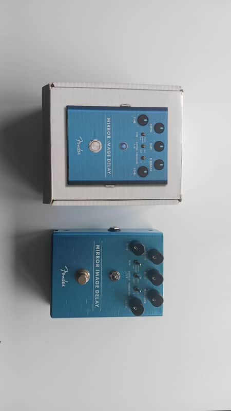 Fender Mirror Image Delay