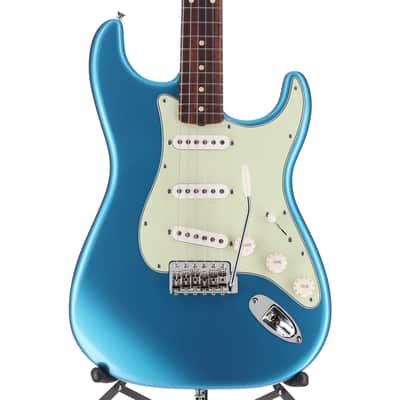 Fender Certified Pre-Owned Vintera II '60s Stratocaster, Rosewood Fingerboard, Lake Placid Blue (I9) (12035) image 1