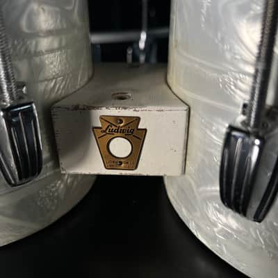 Vintage 60's/70's Ludwig White Marine Pearl Bongos 6" & 8" (RM4-DC) image 6