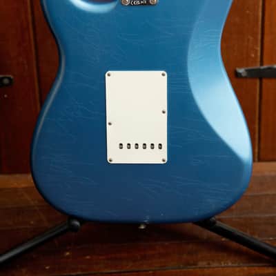 Fender Limited Edition Road Worn '60s Stratocaster Lake Placid Blue Electric Guitar image 9
