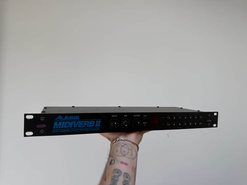 Alesis Midiverb II 16-Bit Digital Effects Processor